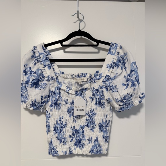 Monteau Los Angeles Tops - Chic Blue Floral Linen Blend Blouse